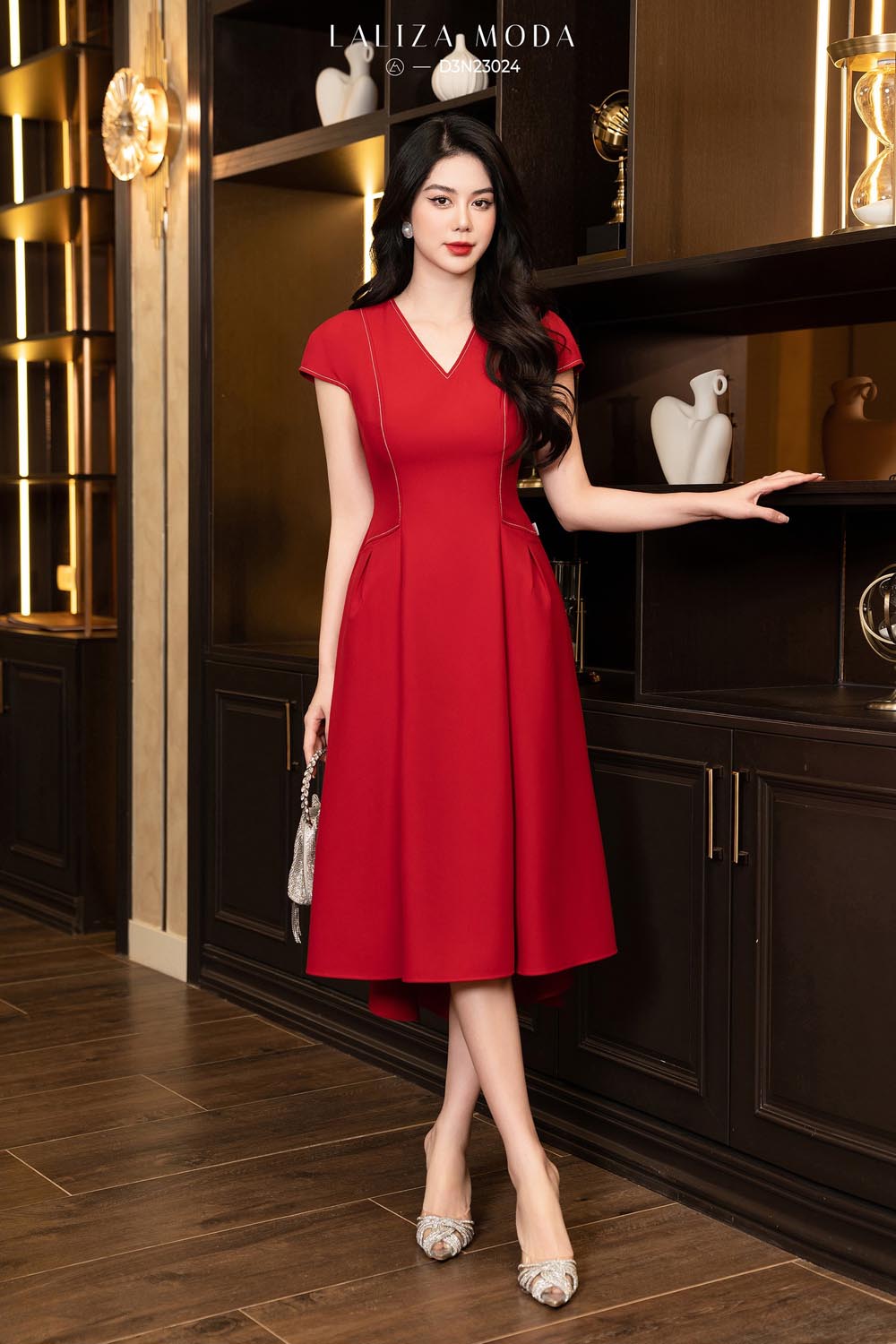 Những mẫu váy đỏ giúp nàng nổi bật trong dịp lễ hội cuối năm  IVY moda