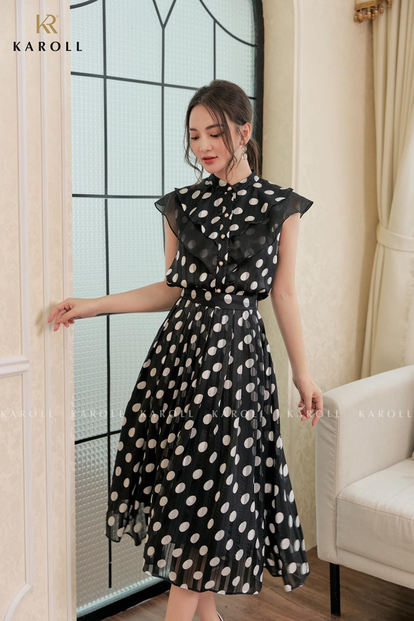 Chân váy suông dài chấm bi 2 màu đen và trắng - Chân váy | ThờiTrangNữ.vn